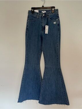 Forever 21 Dark Blue High Waist Flare Jeans NWT 24